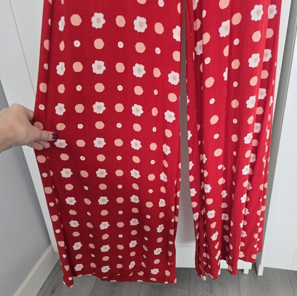 NWOT Rare Collectif Bright & Beautiful Jayleen Jumpsuit in Red Floral Dots - Picture 12 of 12